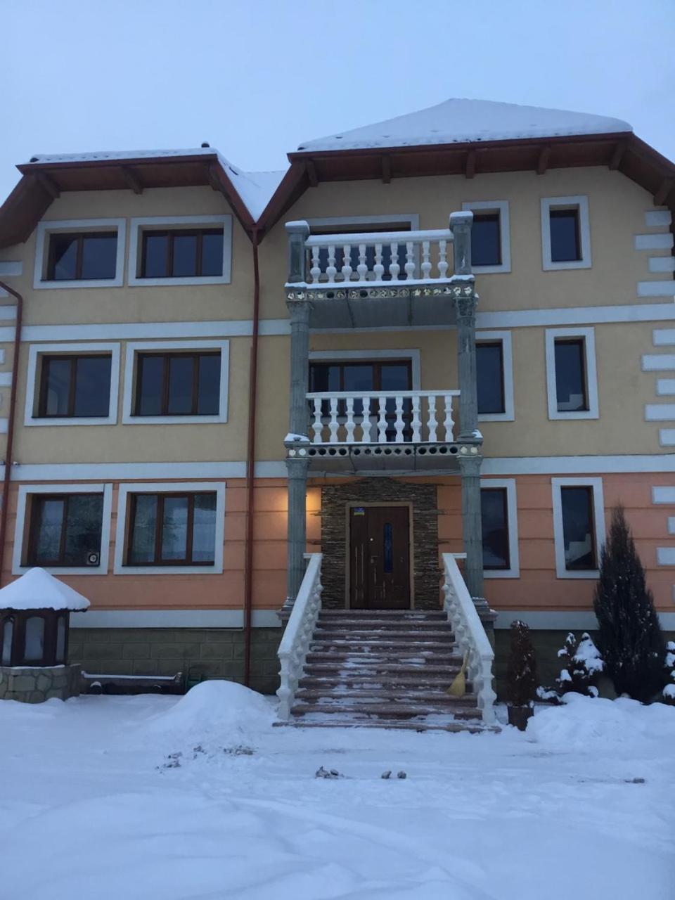Затишний Дім Jaremtsche Exterior foto
